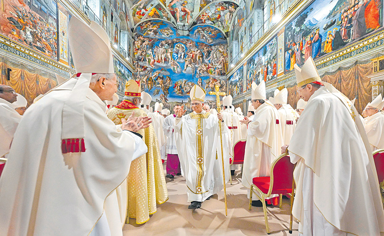 090520250211-VATICAN-POPE.jpg