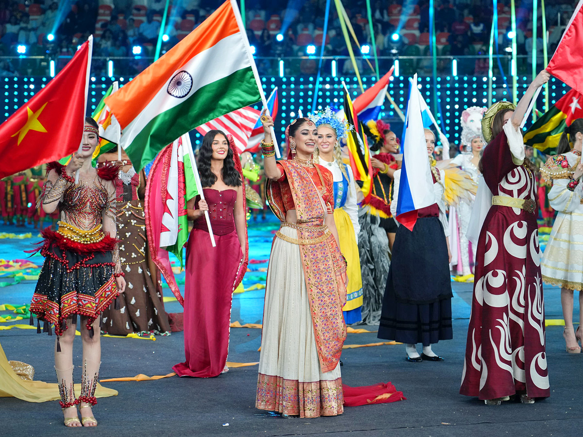 Miss_20World_202025_20kicks_20off_20with_20grand_20opening_20ceremony_20in_20Hyderabad_20Photos_20_2815_29.jpg 17