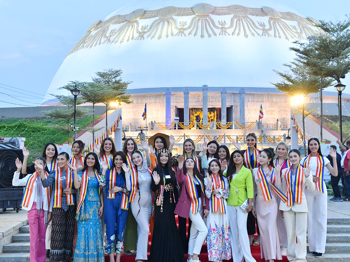 Miss_20World_20Contestants_20Visit_20Nagarjunasagar_20Buddhavanam_20Photos_20_2811_29.jpg 1