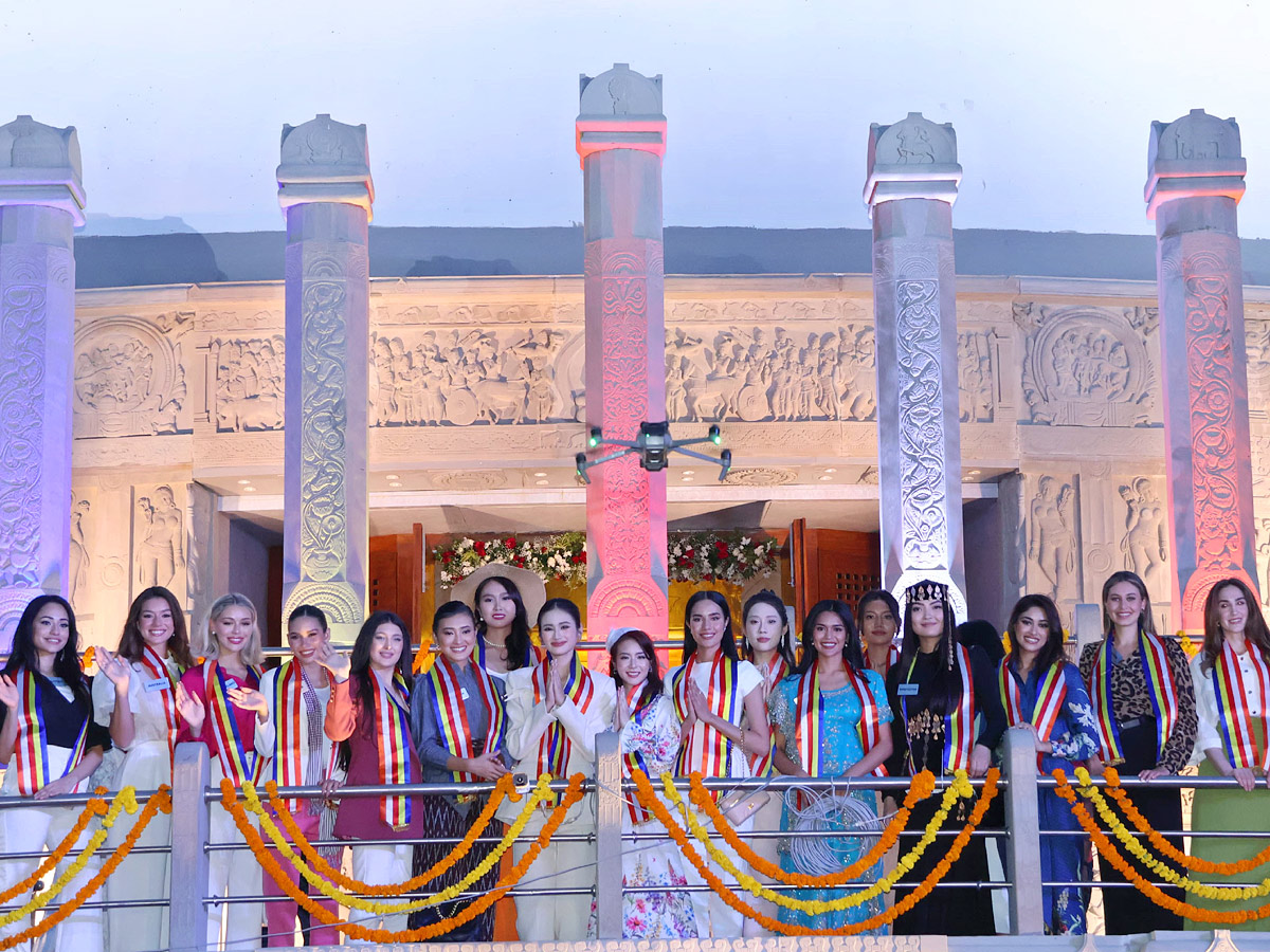 Miss_20World_20Contestants_20Visit_20Nagarjunasagar_20Buddhavanam_20Photos_20_282_29.jpg 2