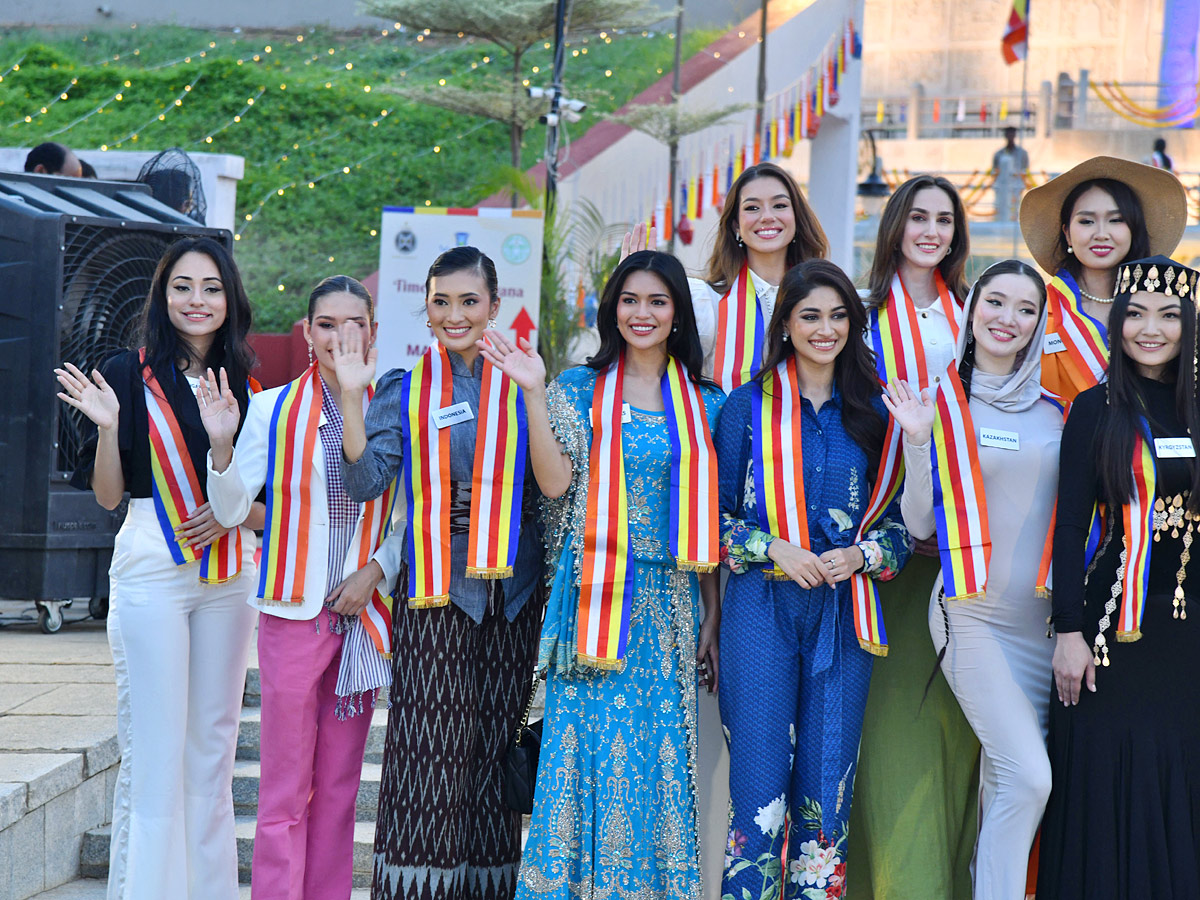 Miss_20World_20Contestants_20Visit_20Nagarjunasagar_20Buddhavanam_20Photos_20_288_29.jpg 8