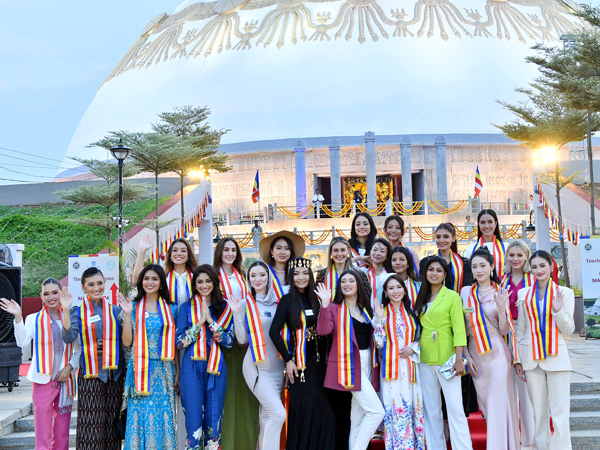 Miss_20World_20Contestants_20Visit_20Nagarjunasagar_20Buddhavanam_20Photos_20_289_29.jpg 9