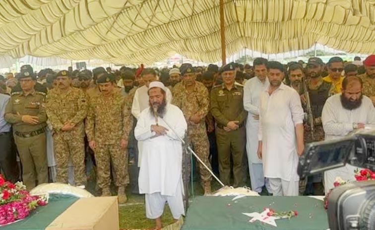 Pak-Terr.jpg