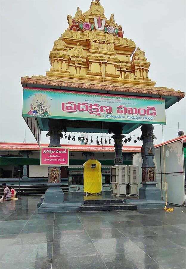 Vadapalli_20Sri_20Venkateswara_20Swamy_20Temple_20at_20Andhra_20Pradesh_14.jpg 14