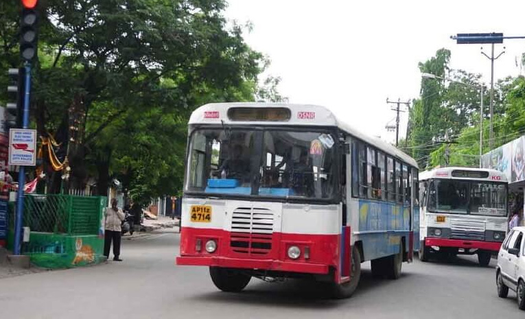 4545.jpg