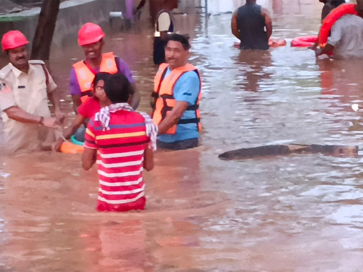 Heavy_20Rains_20In_20Anantapur_20District_20Photos_16.jpg 15