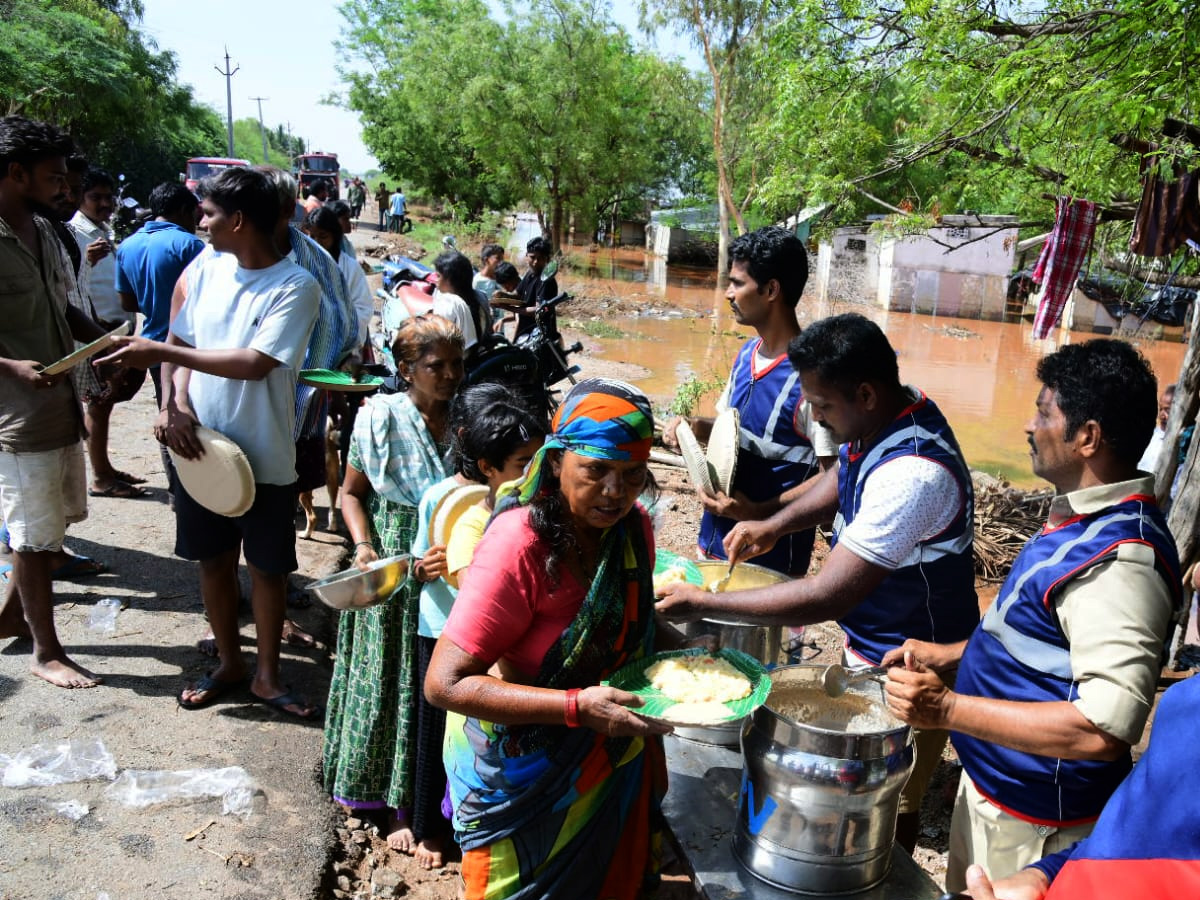 Heavy_20Rains_20In_20Anantapur_20District_20Photos_4.jpg 4