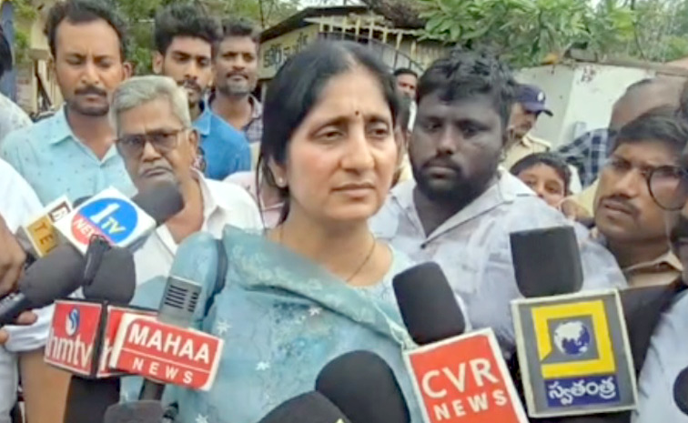 vamsi_wife1.jpg