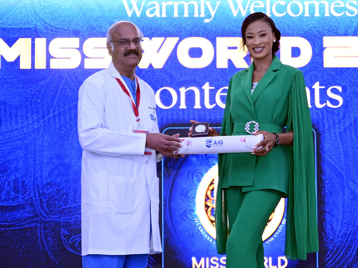 Miss_20World_20Contestants_20Words_20On_20AIG_20Hospitals_20Gachibowli_20Photos__20_2825_29.jpg 25