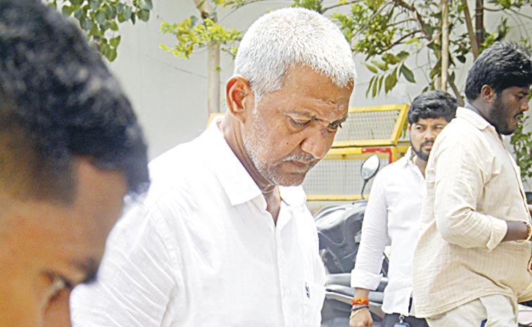 Vallabhaneni-Vamsi-Mohan.jpg
