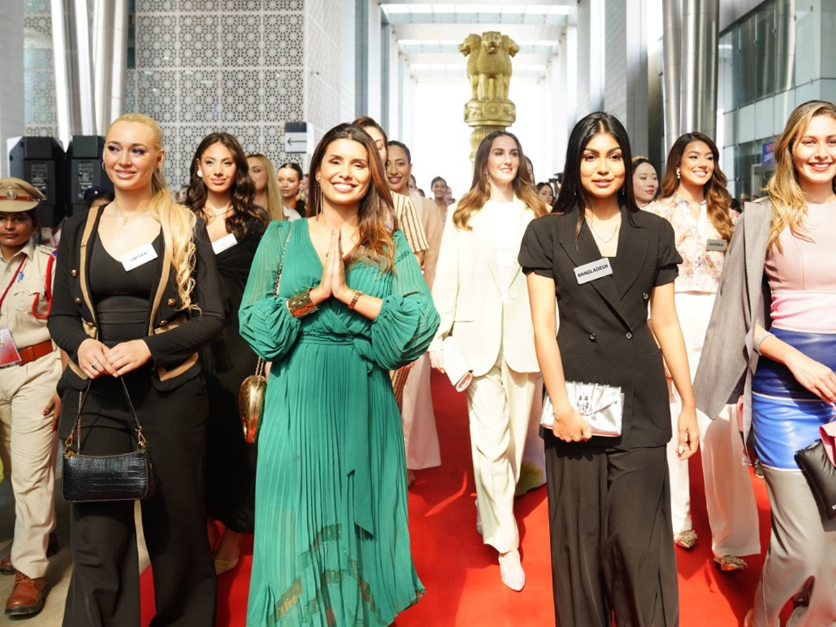 MIssWorld_202025_20in_20hyd_2016.jpg 17