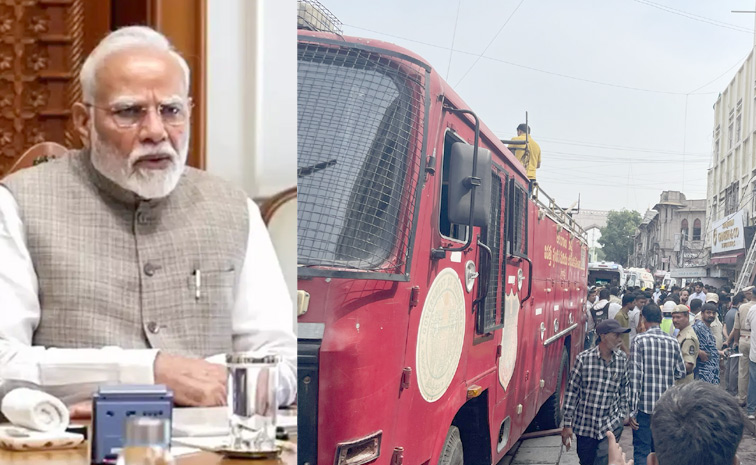 modi_fireaccident1.jpg