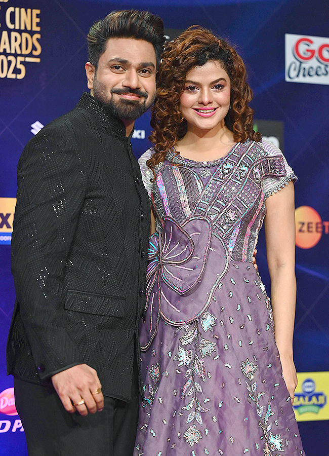 23rd_20Zee_20Cine_20Awards_202025_20ceremony_20in_20Mumbai_20Photos__20_2812_29.jpg 12