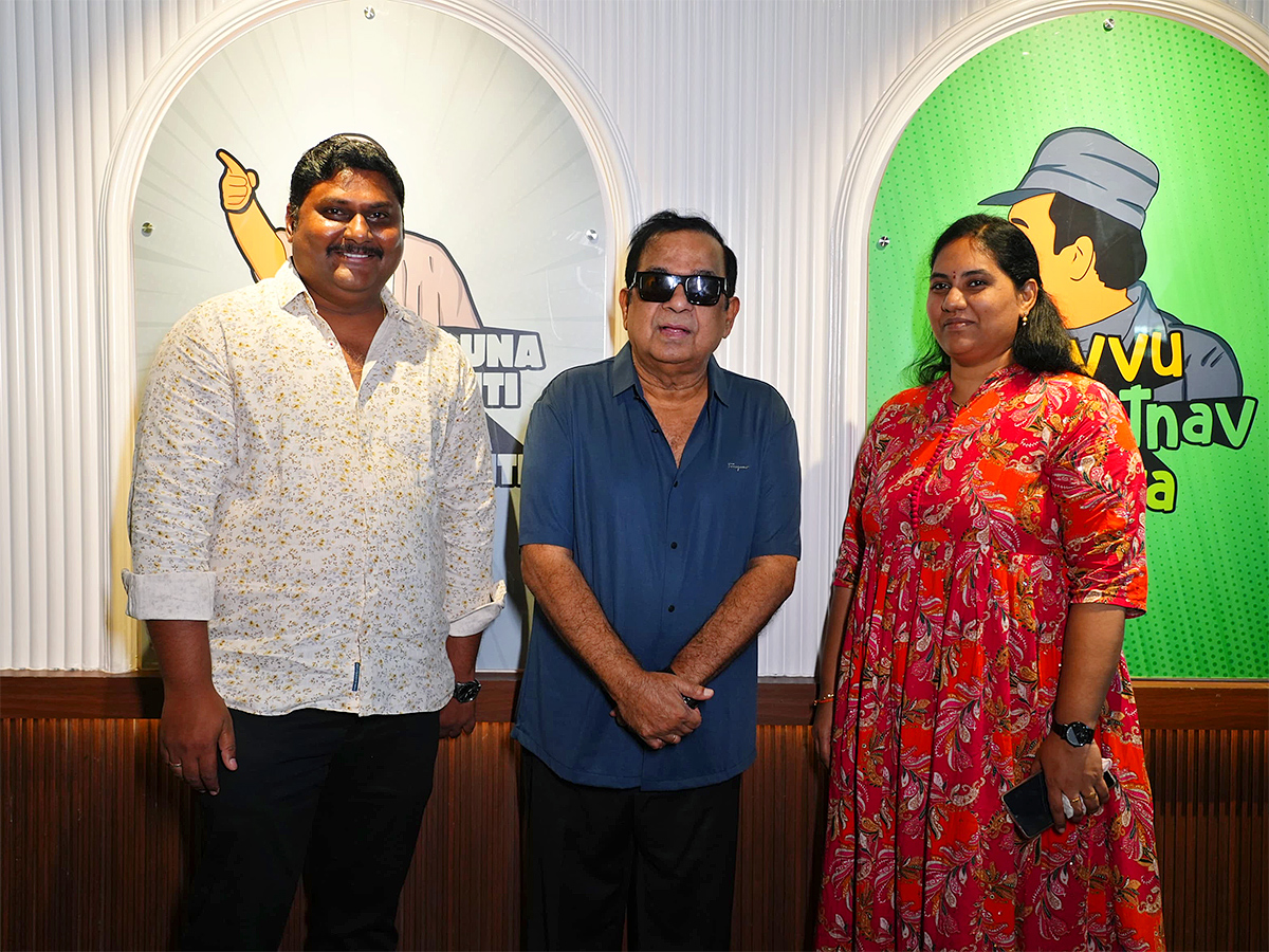 Padma_20Shri_20Brahmanandam_20Inaugurated_20Hotel_20Aho_10.jpg 9