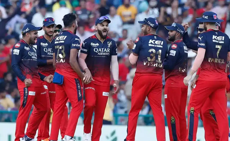 RCBTeam1.jpg