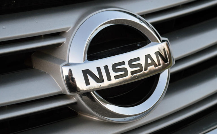 nissan01.jpg