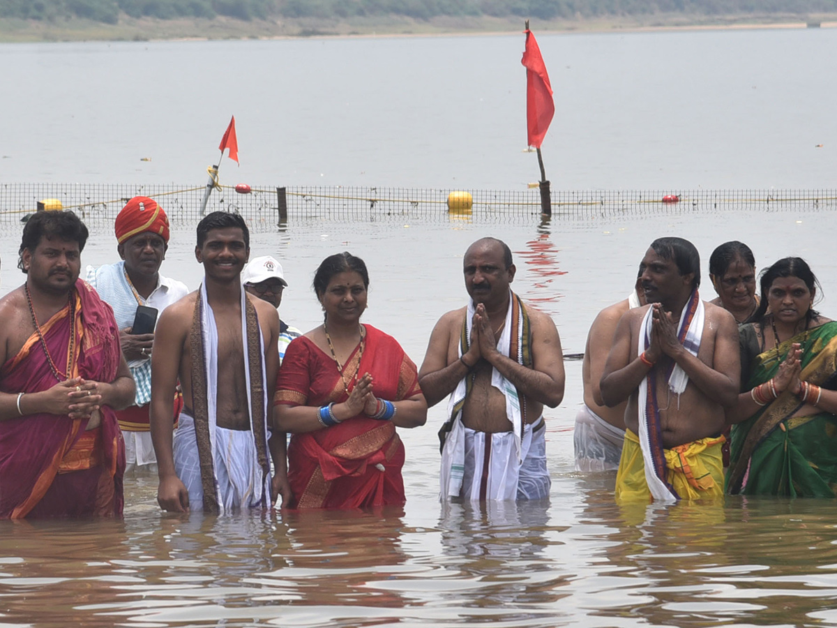 saraswati_20pushkaralu_202025_20in_20telangana_20photos__20_2817_29.jpg 17