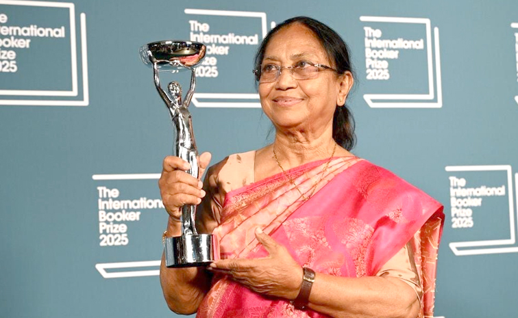 Banu-Mushtaq.jpg