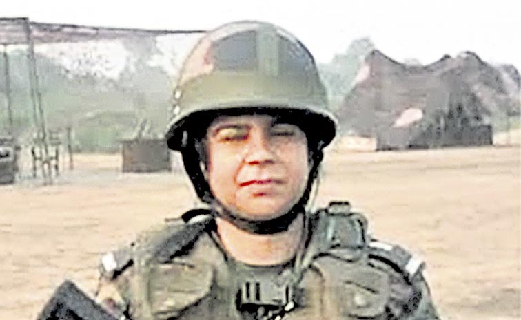 women-offcer---OP-sindhur.jpg