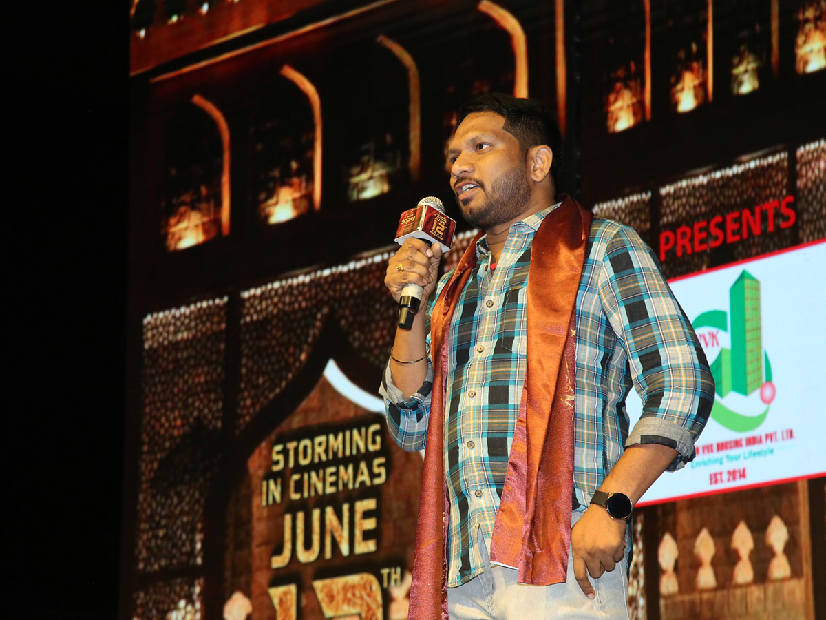 Hari_20Hara_20Veera_20Mallu_20Grand_20Press_20Meet_7.jpg 7