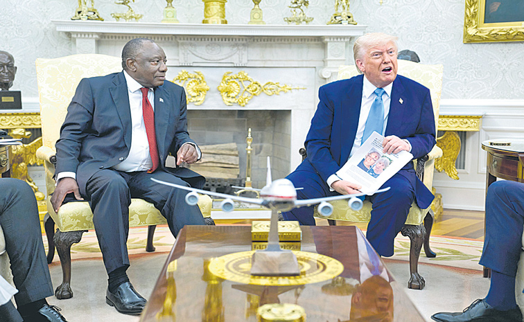 220520250713-TRUMP-SOUTH-AF.jpg