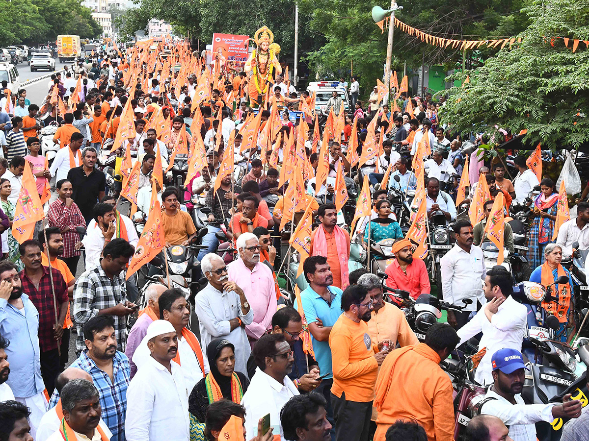 Hanuman_20Jayanti_202025_20_20Hanuman_20Shobha_20Yatra_20Vijayawada_20BRTS_20Road__20_2816_29.jpg 16