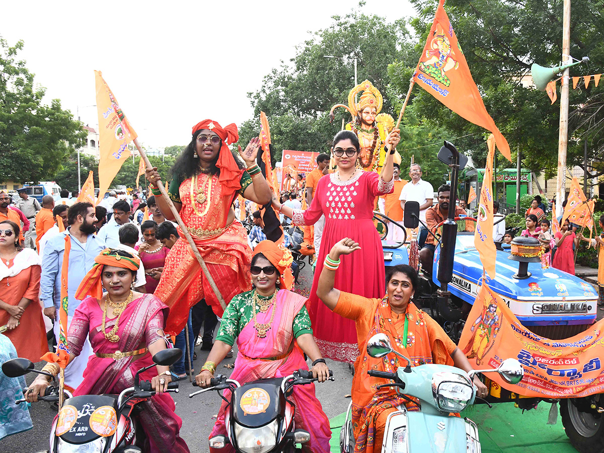 Hanuman_20Jayanti_202025_20_20Hanuman_20Shobha_20Yatra_20Vijayawada_20BRTS_20Road__20_283_29.jpg 3