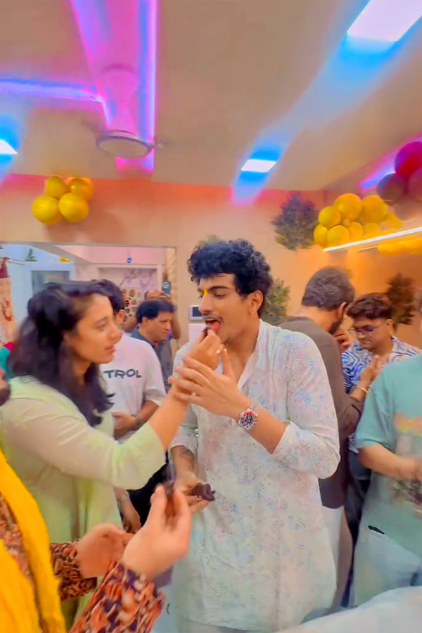 Smriti_20Mandhana_20Birthday_20celebration_20with_20boyfriend_20Palash_20Muchhal_20Photos_20_2810_29.jpg 11
