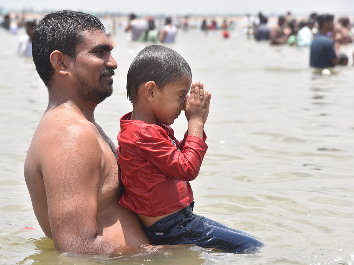 Telangana_20_20Saraswati_20Pushkaralu_202025_20Photos__20_289_29.jpg 9