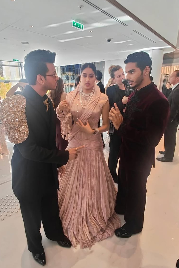 Janhvi_20Kapoor_20shares_20sweet_20moments_20from_20Cannes_20Film_20Festival_202025_20_285_29.jpg 6