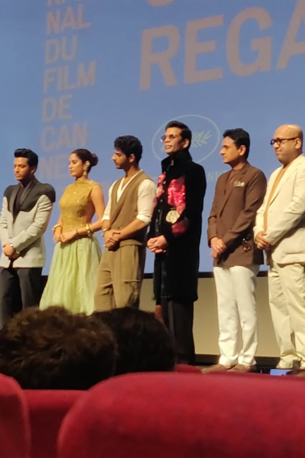 Janhvi_20Kapoor_20shares_20sweet_20moments_20from_20Cannes_20Film_20Festival_202025_20_287_29.jpg 8