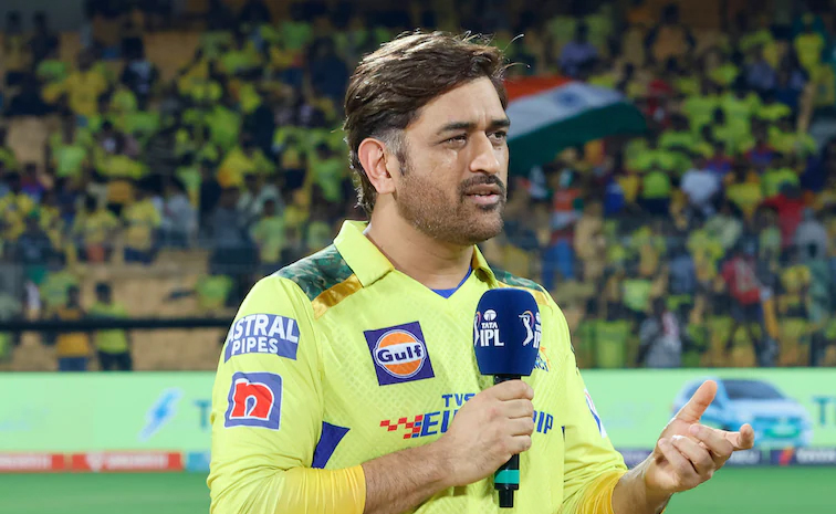 dhoni.jpg
