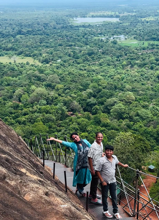 Anasuya_20family_20trip_20to_20srilanka9.jpg 10