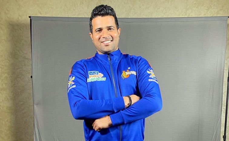 u_20mumbaa_20coach.jpg