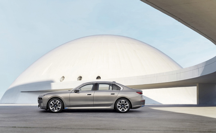 bmw-i7.jpg