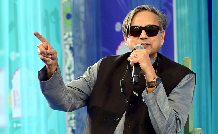 shashi-tharoor.jpg
