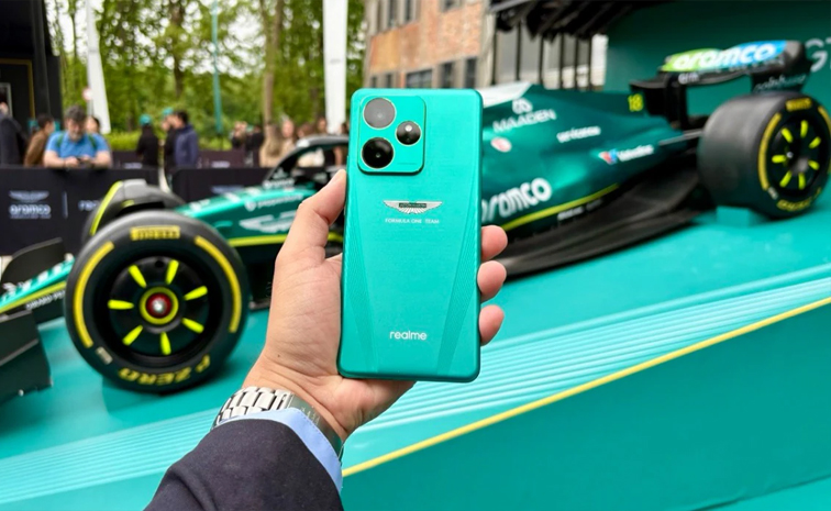 realme01.jpg