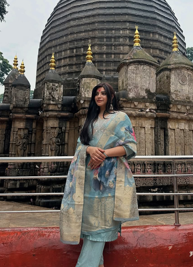 Priyanka_20singh3.jpg 4