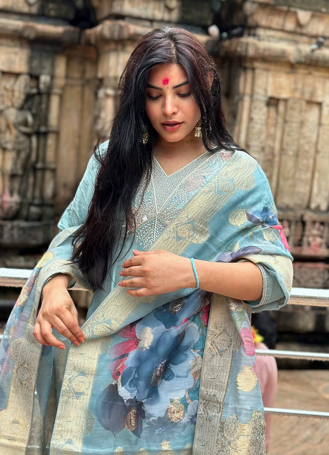 Priyanka_20singh8.jpg 9
