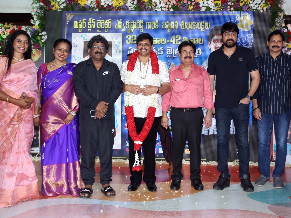 SV_20krishna_20reddy_20birthday2.jpg 2