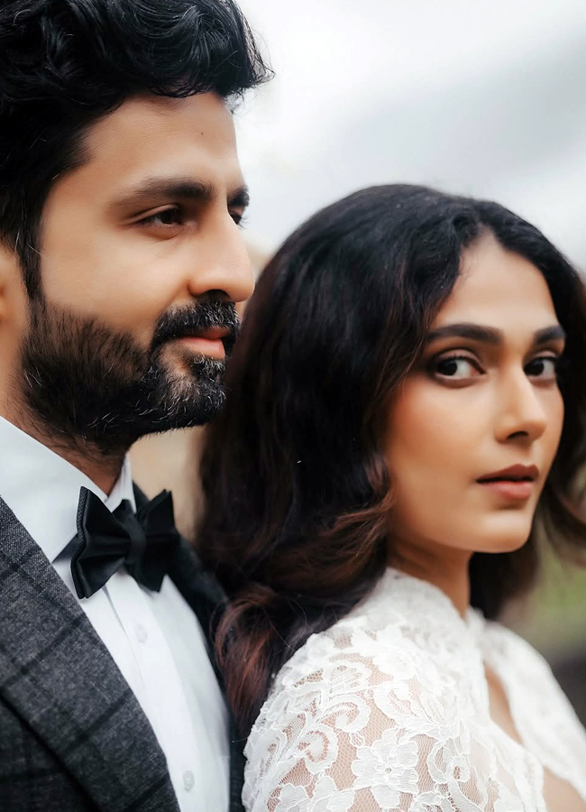 Malli_20raava_20actress_20wedding_20anniversary2.jpg 3