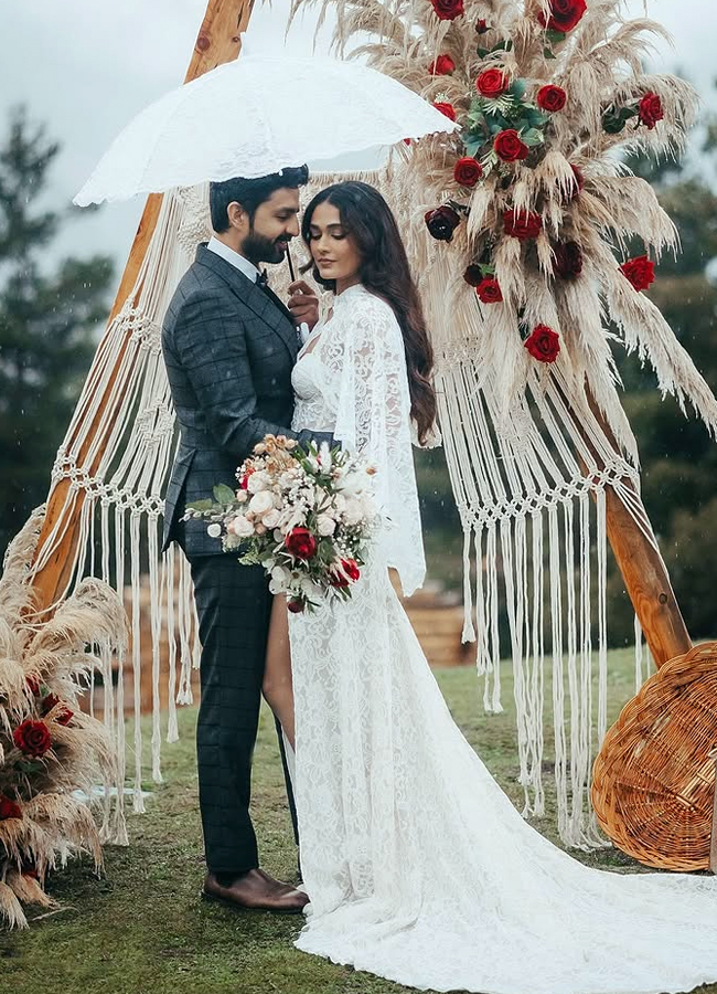 Malli_20raava_20actress_20wedding_20anniversary3.jpg 4