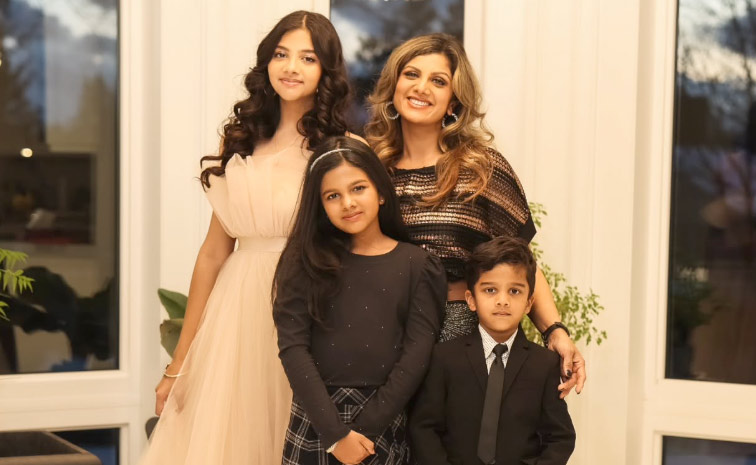 Intresting_20Facts_20About_20Actress_20Rambha_20Birthday_20Special_20Details_20Photos_20_285_29.jpg 3