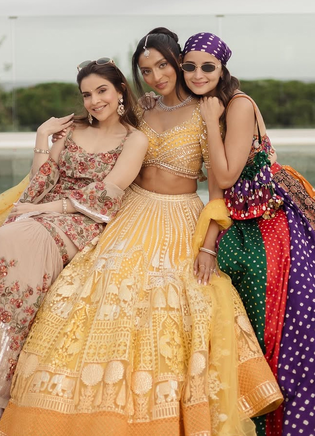alia_20bhatt16.jpg 17