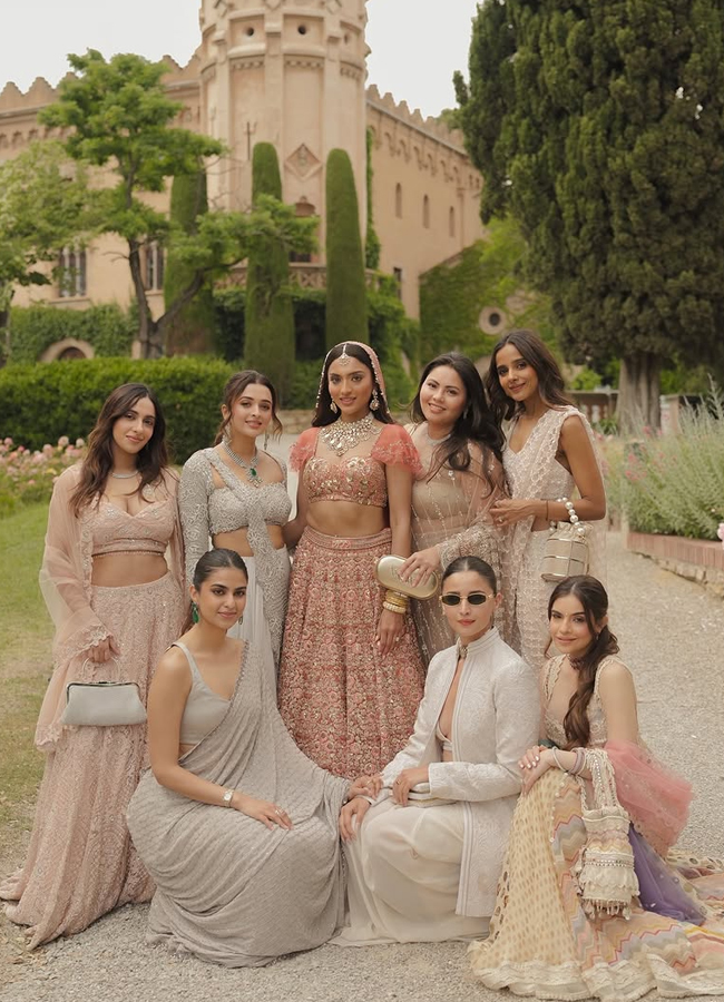 alia_20bhatt7.jpg 8
