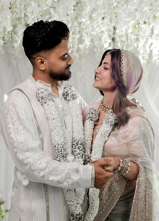 Hina_20Khan_20marries_20Rocky_20Jaiswal_20in_20an_20intimate_20ceremony_20amid_20cancer_20battle_20Photos__20_282_29.jpg 2