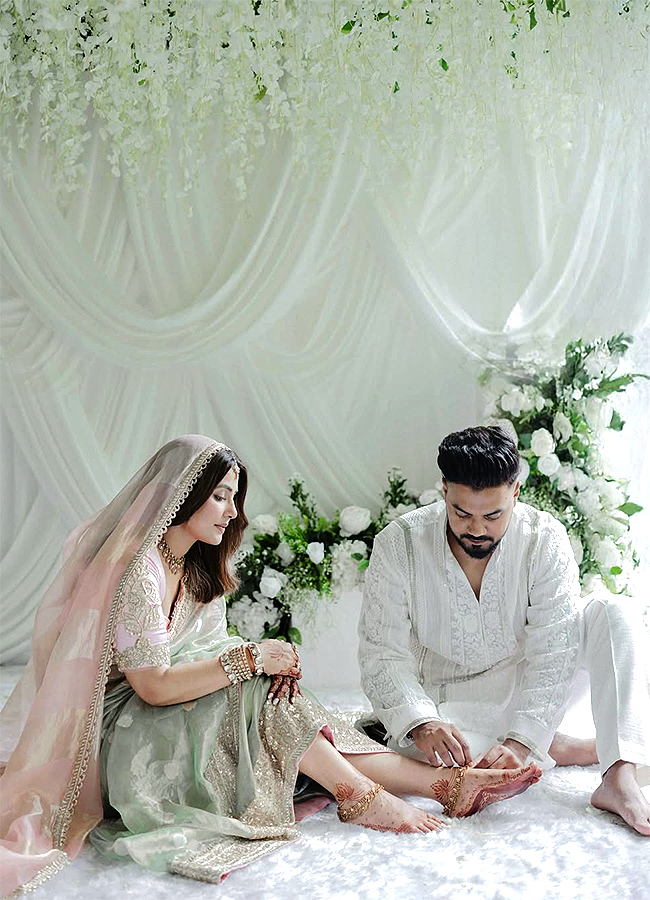 Hina_20Khan_20marries_20Rocky_20Jaiswal_20in_20an_20intimate_20ceremony_20amid_20cancer_20battle_20Photos__20_285_29.jpg 5