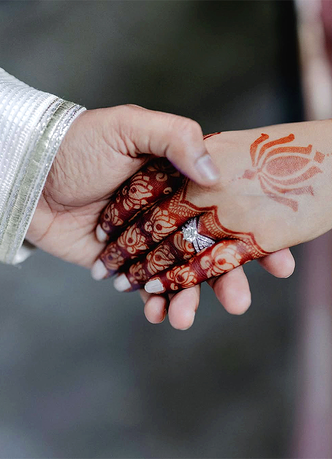 Hina_20Khan_20marries_20Rocky_20Jaiswal_20in_20an_20intimate_20ceremony_20amid_20cancer_20battle_20Photos__20_286_29.jpg 6