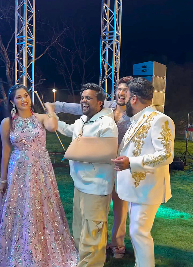 Telugu_20Bigg_20Boss_20Subhashree_20Rayaguru_20Engagement_20Pics_20Viral_12.jpg 12