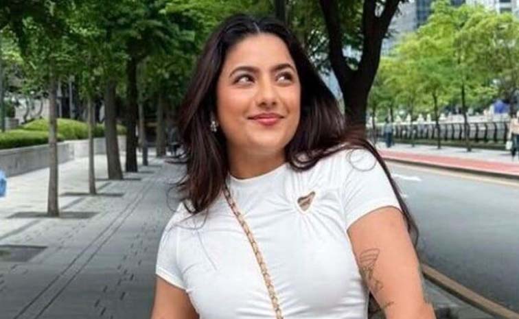 mrunal.jpg